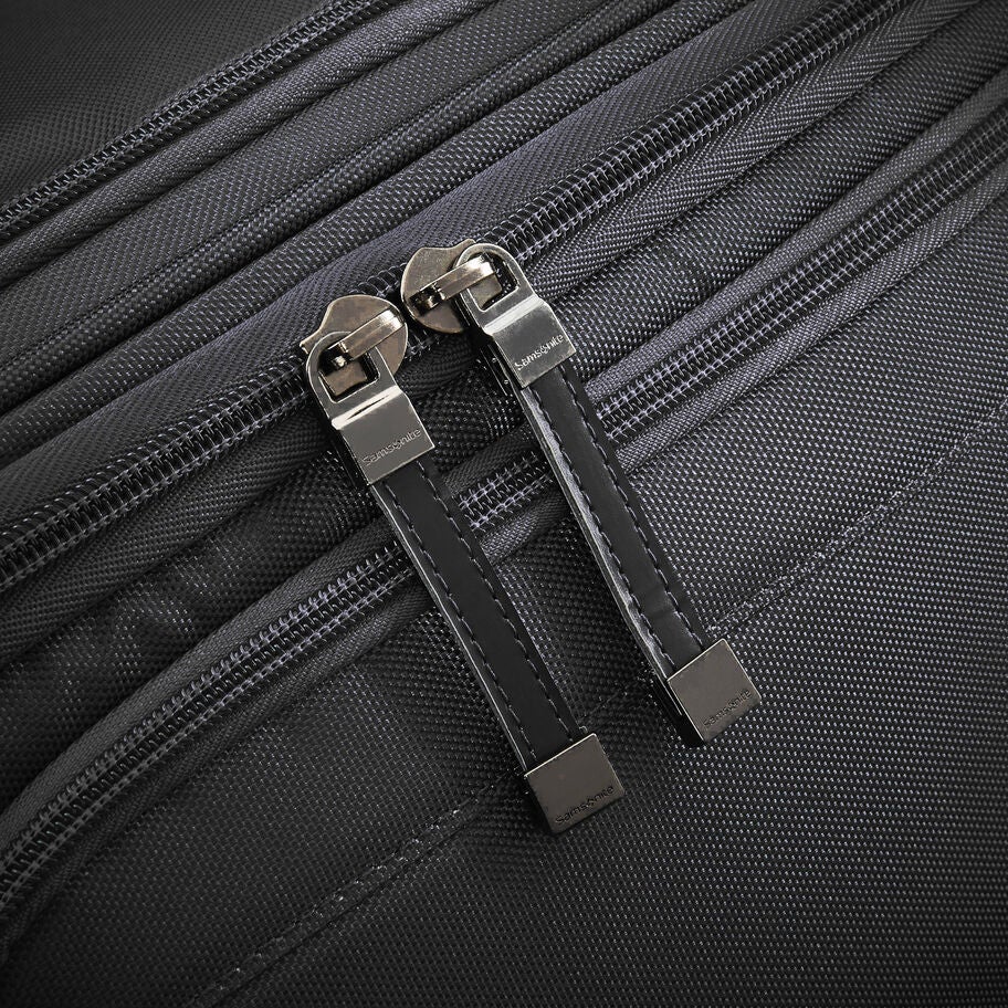Small Rolling Underseater in the color Black. image number 6